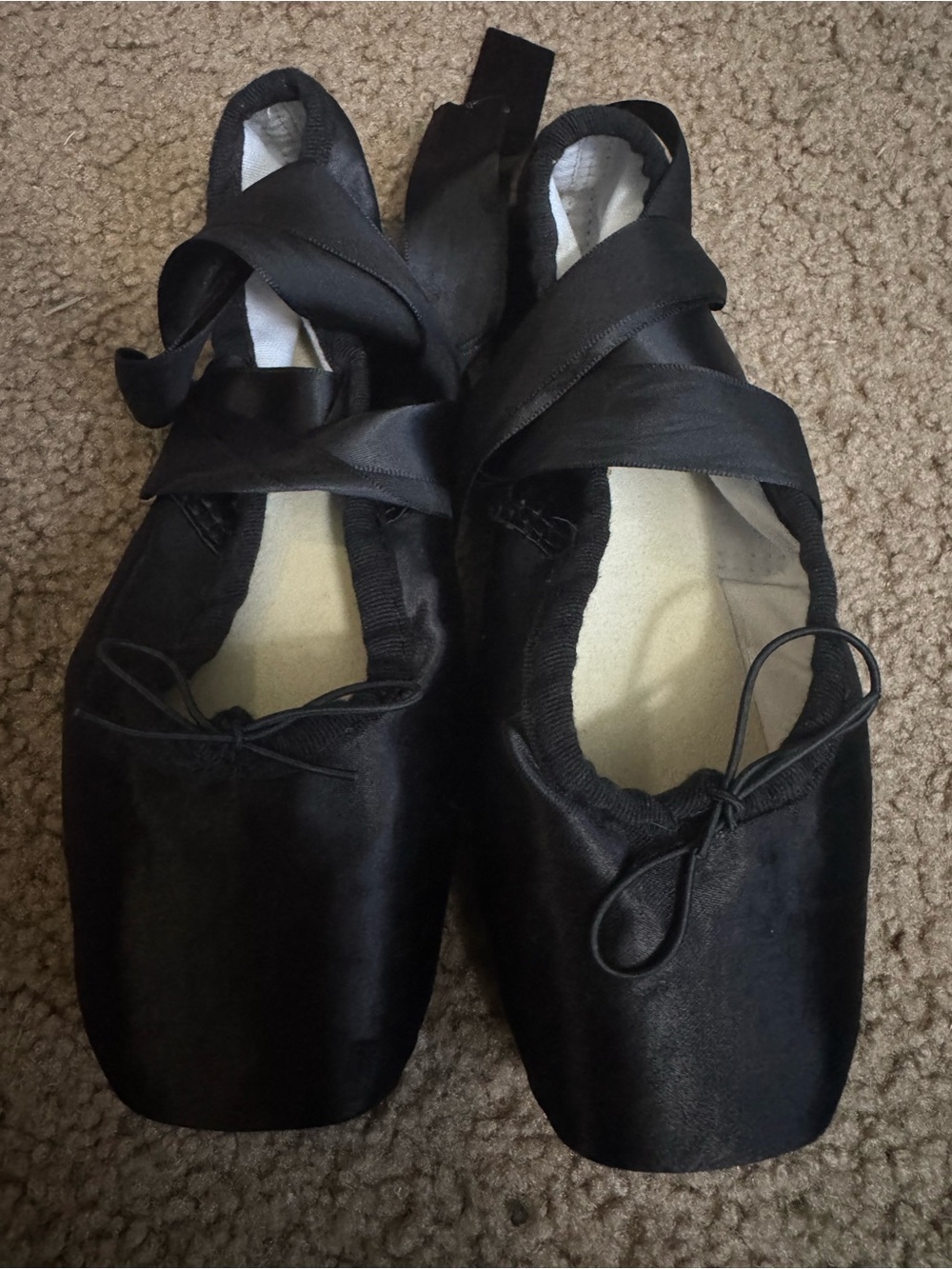 black pointe shoes